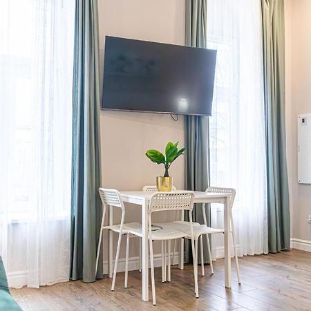 Stylish Studio Apartment Wiener Stadthalle Kültér fotó