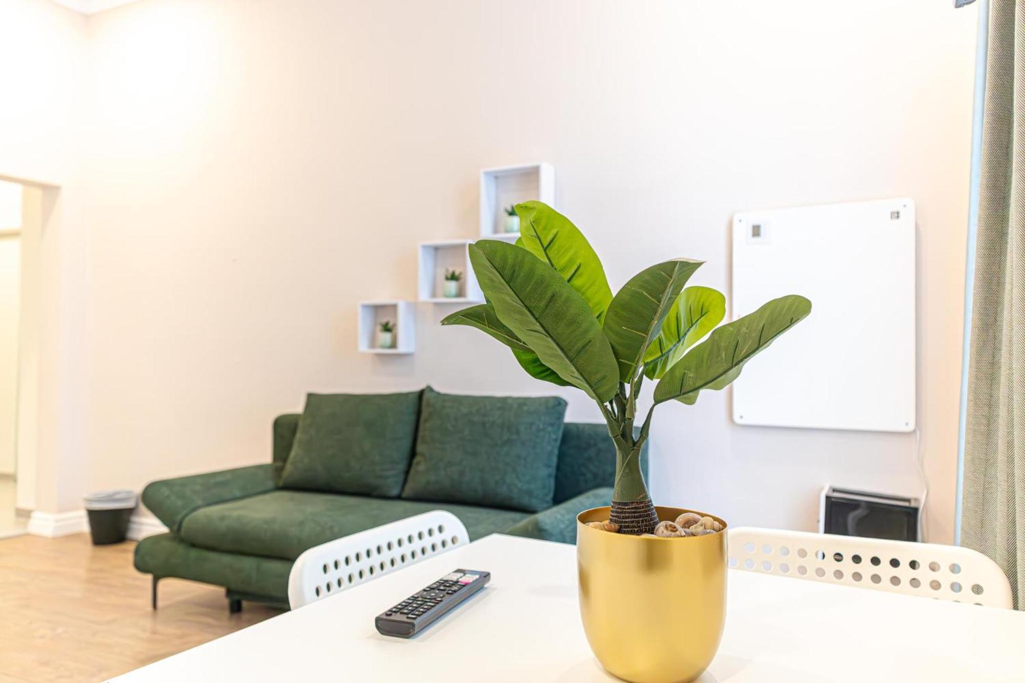 Stylish Studio Apartment Wiener Stadthalle Kültér fotó